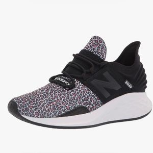 New Balance Women's Fresh Foam Roav V1 Sneaker - Size 10